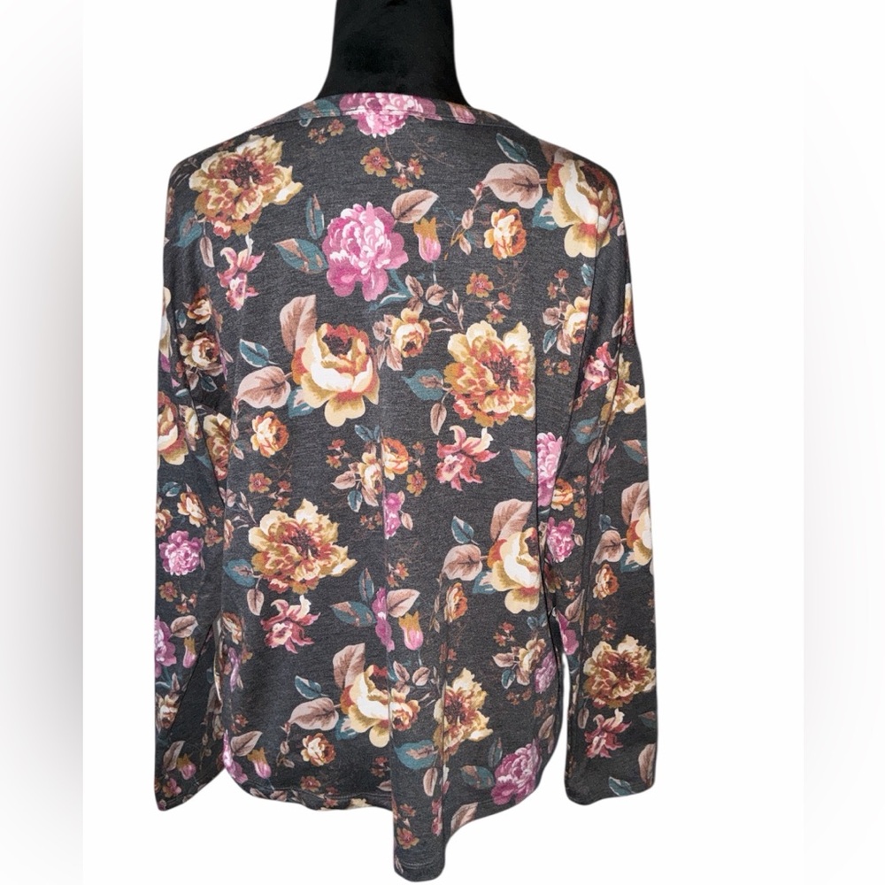 The Line Of Style Floral Long Sleeve, Size XL, NWOT - Picture 2 of 4